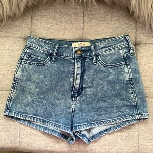 Hollister size 5 denim shorts, stone washed